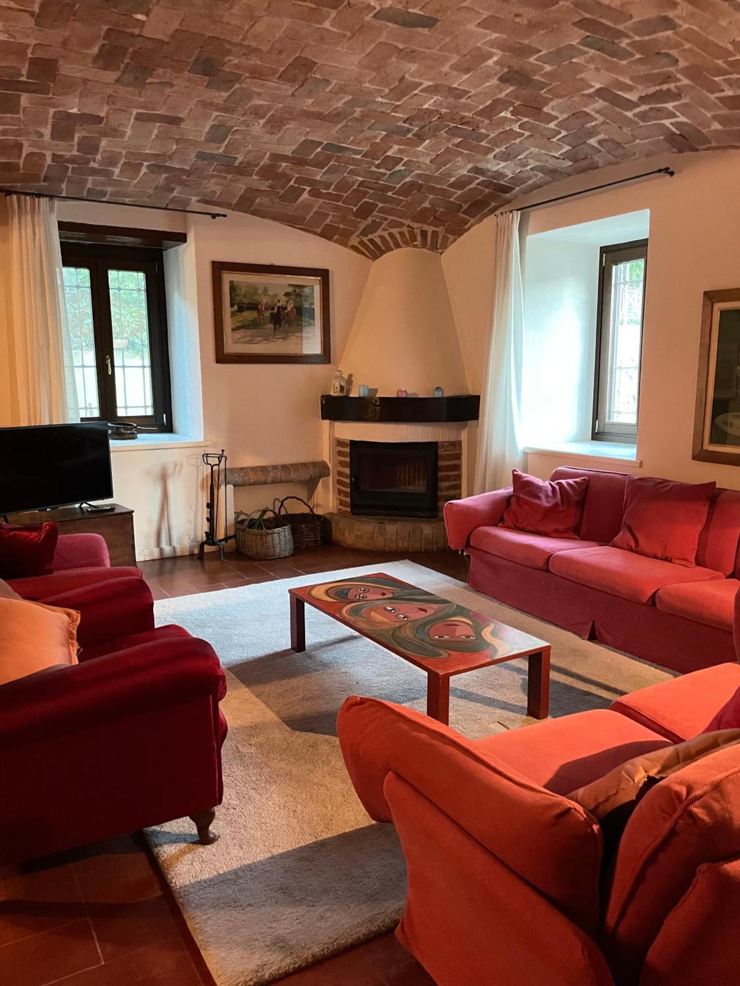 Casa Del Canta Borgomale Buitenkant foto